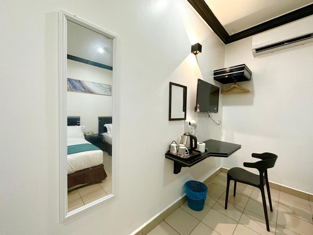 Hotel Tourist City Centre By Hotspot Essential Κότα Κιναμπαλού Εξωτερικό φωτογραφία