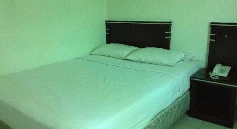 Hotel Tourist City Centre By Hotspot Essential Κότα Κιναμπαλού Εξωτερικό φωτογραφία
